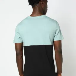 GAP Green Cotton Slim Fit Printed T-Shirt image 2