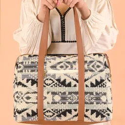 Anouk Women Textured Structured Cotton Shoulder Bag image 3