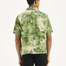 Levi's Green Relaxed Fit Printed Shirt image 2