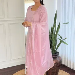 KALINI Women Floral Embroidered Regular Thread Work Kurta with Trousers & With Dupatta image 3