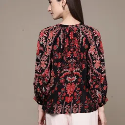 Label Ritu Kumar Black Printed Top image 2