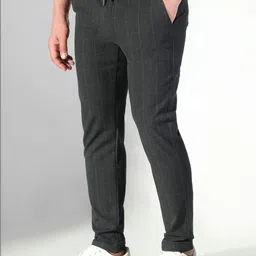 SHOWOFFFF Men Checked Comfort Slim Fit Low-Rise Trousers image 4