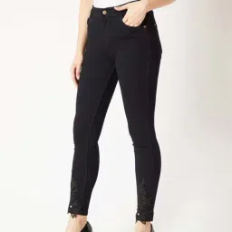 Miss Chase Black Slim Fit Mid Rise Clean Look Cropped Embellished Stretchable Denim Jeans image 3