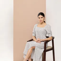 her by invictus Printed Puff Sleeve A-Line Midi Dress-picture-36