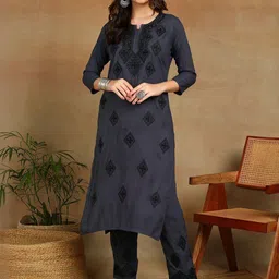 TOP N THREAD Women Embroidered Regular Thread Work Liva Kurta with Trousers-image-3