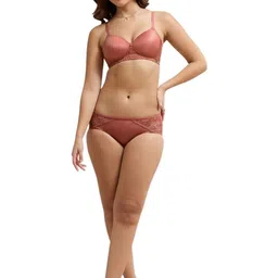 Amante Bra Medium Coverage Lightly Padded image 5