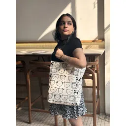 EcoRight White Cute Animals Canvas Tote Bag with Zip image 5