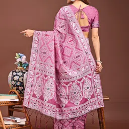 DIVASTRI Ethnic Motif Printed Festive Saree image 5