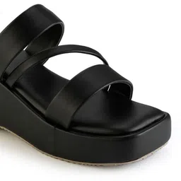 IKAGI Women Solid Regular Flatform Sandals image 4