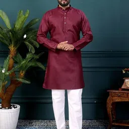 shreeram Men Maroon Straight Cotton Kurtas image 2