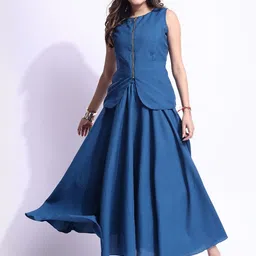 Murcia Mandarin Collar Sleeveless Waistcoat With Skirt image 3