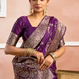 Kesudi Floral Woven Design Zari Banarasi Saree-image-13