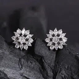 justpeachy Silver-toned Silver-plated Contemporary Studs-picture-31