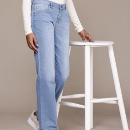 The Roadster Life Co. Women Straight Fit Heavy Fade Stretchable Jeans-image-89