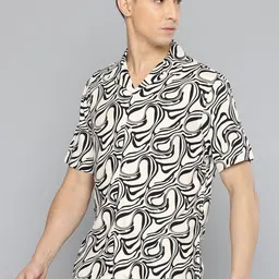 Flying Machine Abstract Printed Casual Shirt image 3