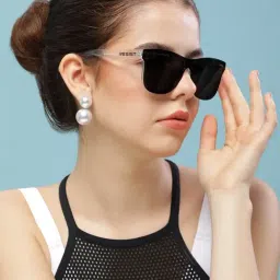 Resist Eyewear Black Wayfarer Polarized Unisex Sunglasses image 4