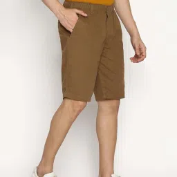 Van Heusen Athleisure Regular Fit Soft Touch Functional Pockets Shorts - Khaki image 3