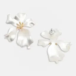 Sohi Gold Plated Casual Designer Stone Stud Earrings image 5