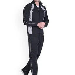 RELIGHT WEARS Men Colorblocked Long Sleeved Tracksuits image 3