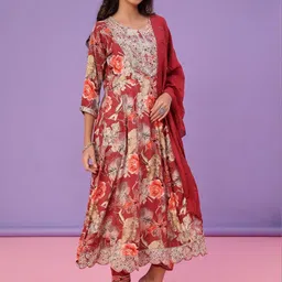 V-Mart Women Floral Printed Panelled Sequinned Kurta with Churidar & With Dupatta image 4