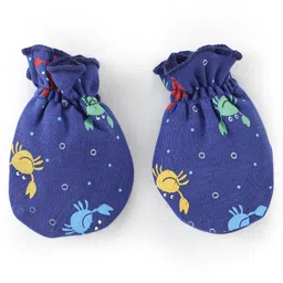 Babyhug 100% Cotton Cap Mittens & Booties Crab Print Navy Blue-Diameter 11.5 cm image 2