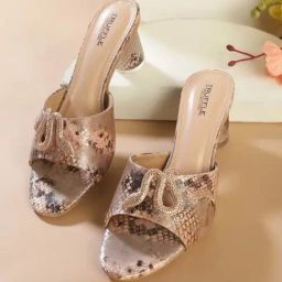 Truffle Collection Women's Pink Casual Sandals-picture-18