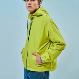 Bewakoof Green Relaxed Fit Solid Oversized Windcheater Jacket image 3