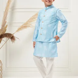 StyloBug Boys Blue Printed Kurta Set image 3