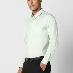Peter England Green Cotton Slim Fit Printed Shirt image 3