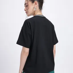 glitchez Printed Contrast Neckline Oversized T-shirt image 3