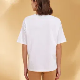 Kazo White Printed Oversized T-Shirt image 2