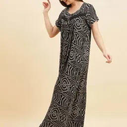 Sweet Dreams Black Cotton Printed Night Gown-picture-26