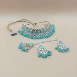 Women Click Gold-Plated Kundan-Studded Necklace with Earrings & Maang Tika Set-picture-13