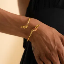 Shaya Forged by Setbacks Bracelet in Gold Plated 925 Silver-picture-10