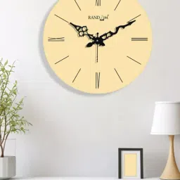 Random Beige Plastic Round Wall Clock-picture-40