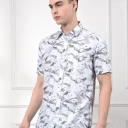 Crimsoune Club Light Grey Viscose Slim Fit Abstract Print Shirt image 3