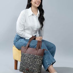 ZOUK Floral Printed Structured Tote Bag-picture-26