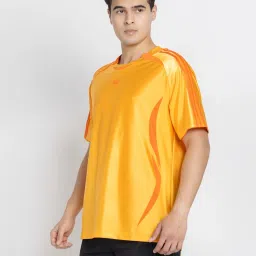 ADIDAS ORIGINALS Men's Gold 2000 T-Shirt image 3