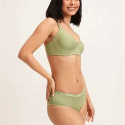 Clovia Green Regular Fit Lingerie Set image 3