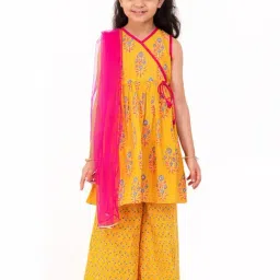 Campana Kids Mustard Floral Print Kurta, Palazzo with Dupatta-picture-41