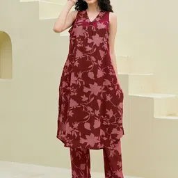 Skylee Pop Women Floral Printed Regular Kurta with Trousers image 4