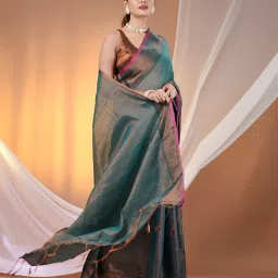 CHARUKRITI Teal Blended Solid Saree With Unstitched Blouse image 3