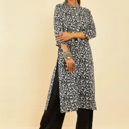 Soch Womens Black Viscose Batik Printed Straight Kurta With Tassels image 3
