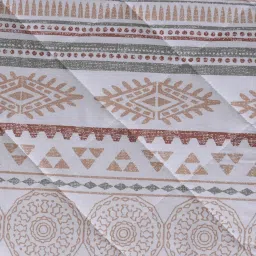 Maspar Allegra Peach Cotton Geometric 144 TC Double Bedsheet & Quilt with 2 Pillow Covers image 3