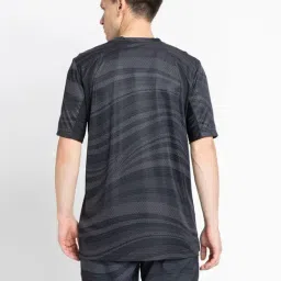 ADIDAS Men's Black CLUB GRAPH T-Shirt image 2