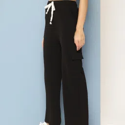 Aarika Black Nylon Solid Pants image 3