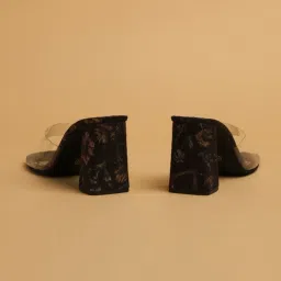 Eridani Women's Faustina Black Casual Sandals image 3