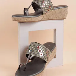 Metro Women Embellished One Toe Flats-image-94