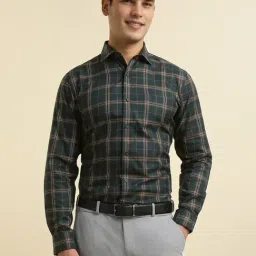 Allen Solly Green Cotton Slim fit Checks Shirt-image-98