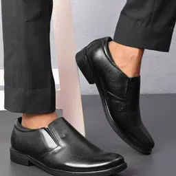 pelle albero Men Leather Formal Loafers image 3